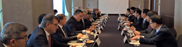 Panama Canal Delegation Meets with Customers and Maritime Organizations in Asia