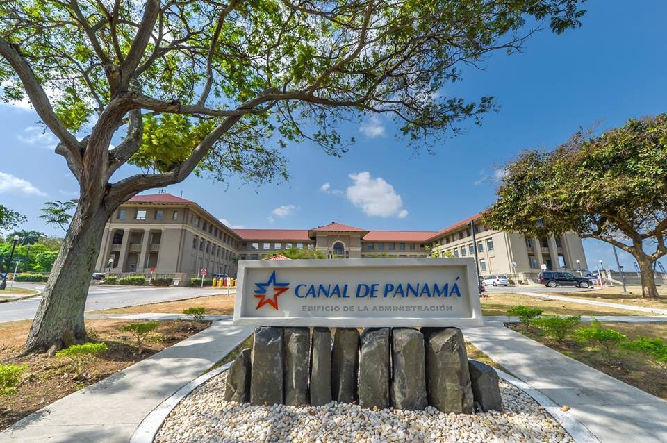 Juntas directiva y asesora del Canal de Panamá analizan desempeño de la vía interoceánica