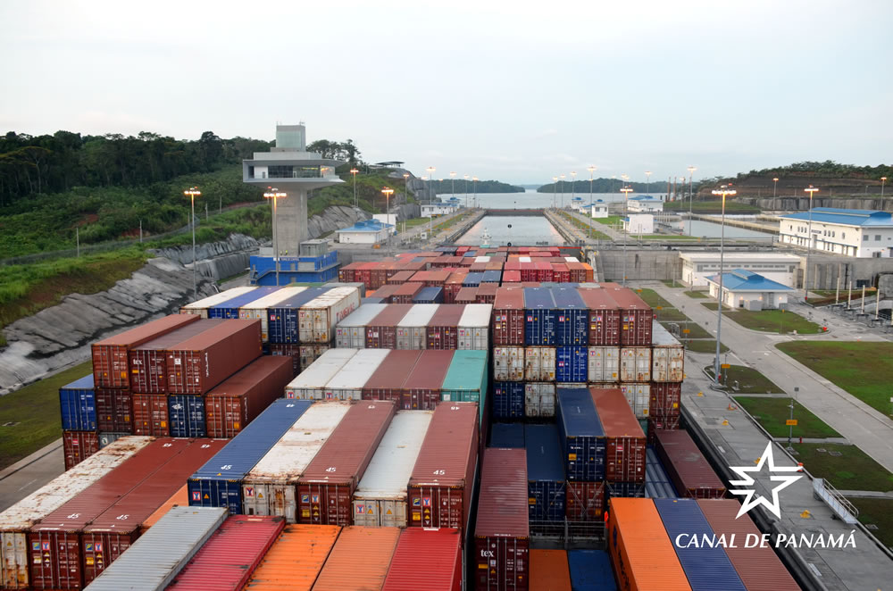 Canal de Panamá logra el mejor primer trimestre de su historia