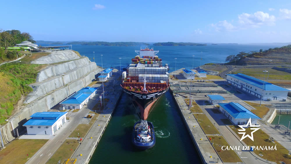 Inicia nueva temporada de cruceros por el Canal de Panamá