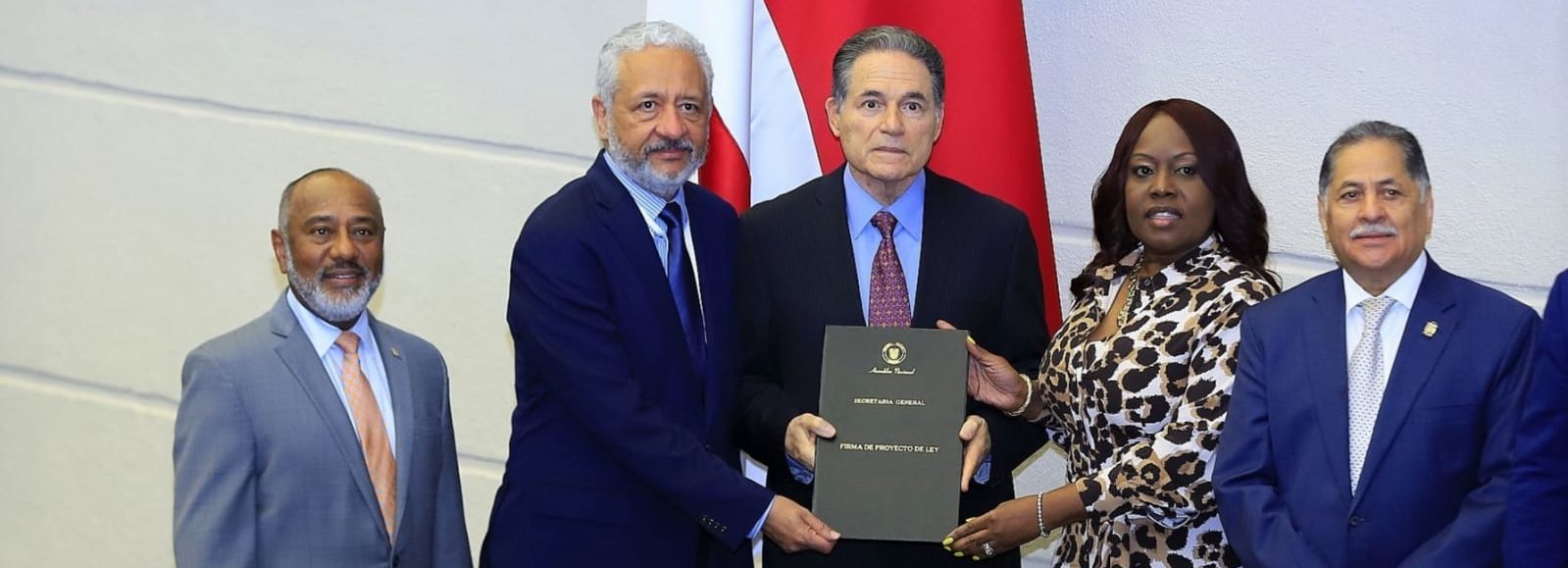 Asamblea Nacional aprueba en tercer debate presupuesto del Canal de Panamá
