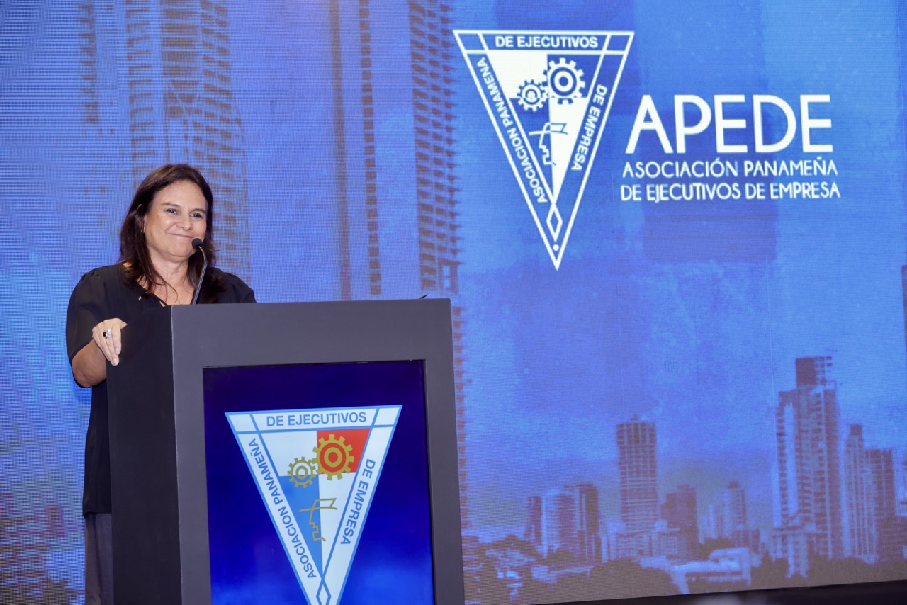 Crisis hídrica en Azuero es un llamado a conservar nuestras cuencas hidrográficas: subadministradora del Canal ante la APEDE
