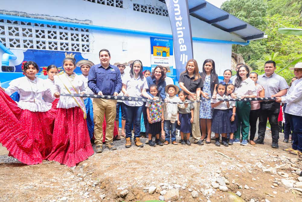 Banistmo y Canal de Panamá inauguran sistema de cosecha de agua en el Centro Escolar Bajo Bonito