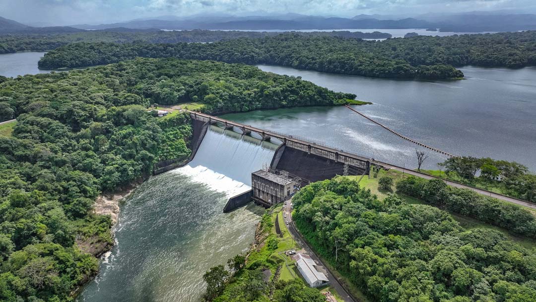 Canal de Panamá <br>inicia temporada de control de inundaciones 2025-2026